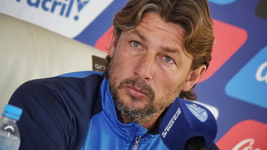 El crespense Gabriel Heinze anunció que no seguirá dirigiendo a Vélez 