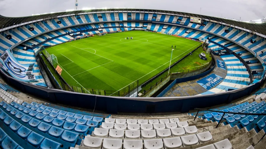 Barracas Central y Quilmes definirán el ascenso en el “Cilindro” de Avellaneda Barracas Central y Quilmes definirán el ascenso en el “Cilindro” de Avellaneda