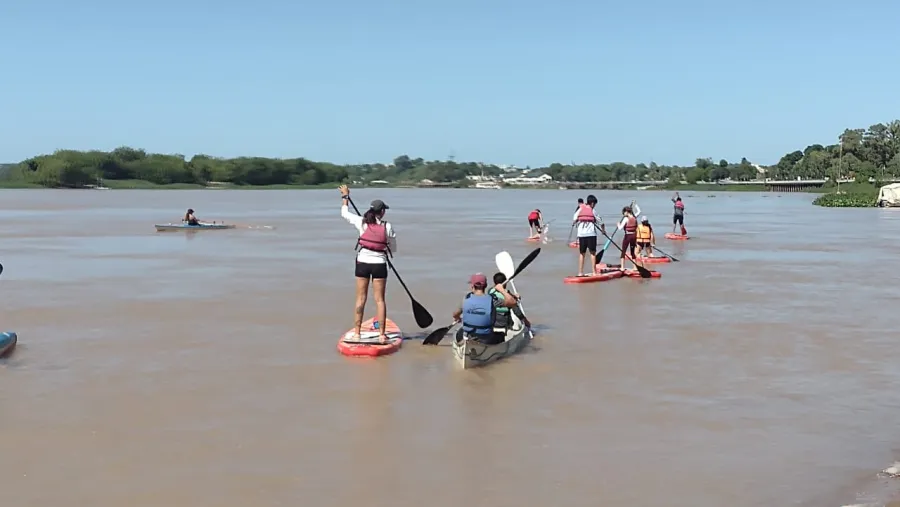 Invitan a participar de la Escuela Municipal de SUP para adultos