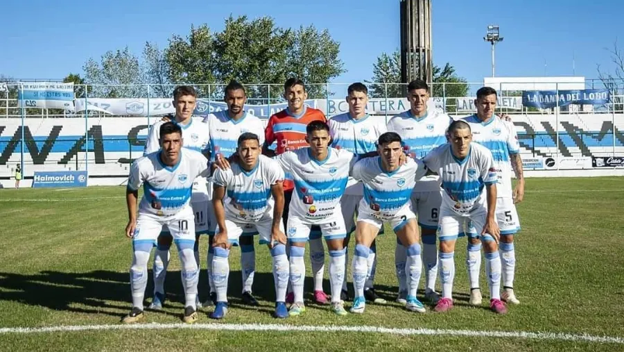 Gimnasia y Depro cayeron ante rivales chaqueños en sus regresos en el Torneo Federal A Gimnasia y Depro cayeron ante rivales chaqueños en sus regresos en el Torneo Federal A