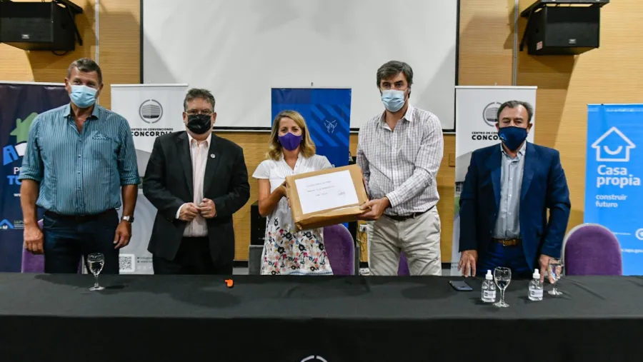 Licitaron 308 viviendas para Concordia con fondos nacionales Licitaron 308 viviendas para Concordia con fondos nacionales