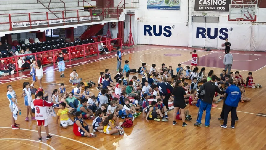 Rocamora ajusta detalles para el Encuentro de Minibásquet en Vacaciones