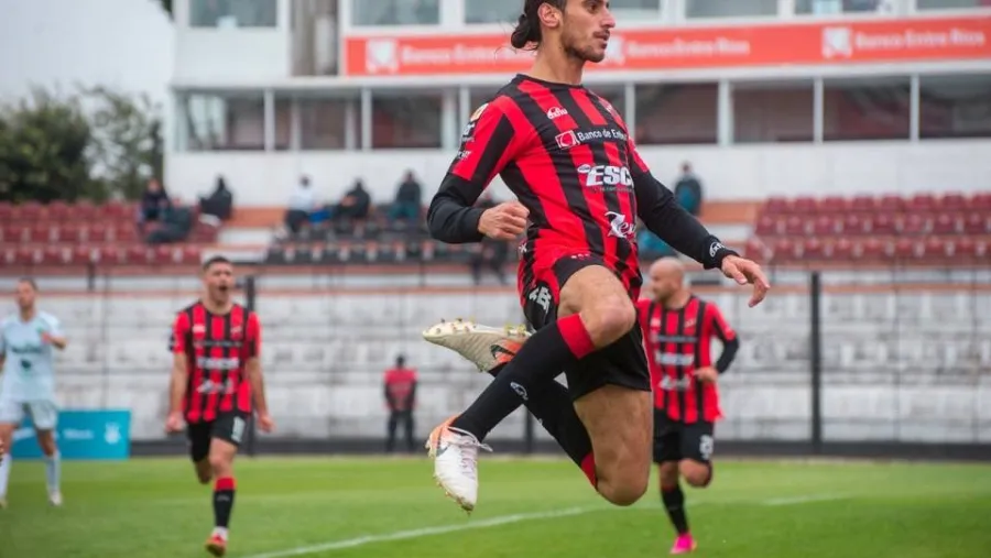 “Tenemos ganas de hacer lo mejor contra River y dejar una marca”, indicó Sosa Sánchez