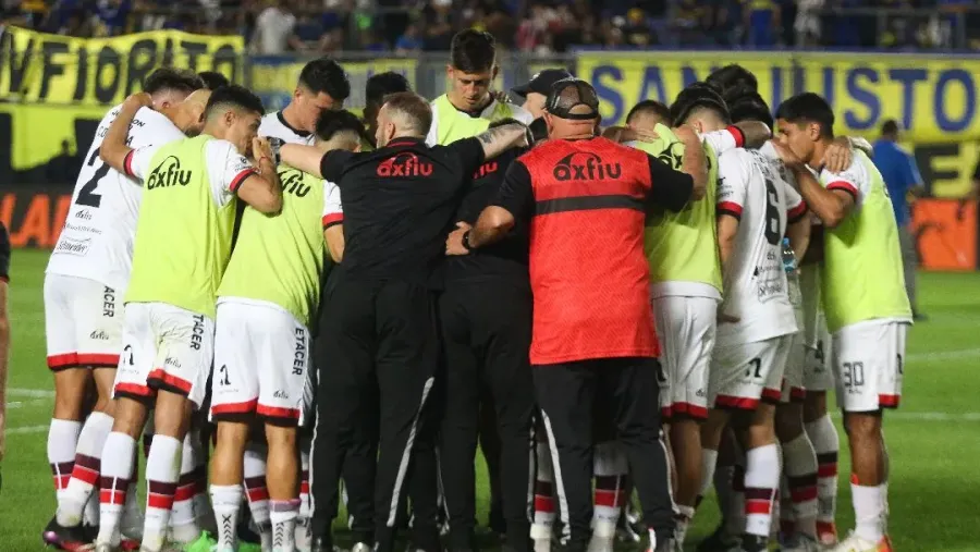 Con todos a disposición, Facundo Sava prepara un equipo sin cambios en Patronato Con todos a disposición, Facundo Sava prepara un equipo sin cambios en Patronato