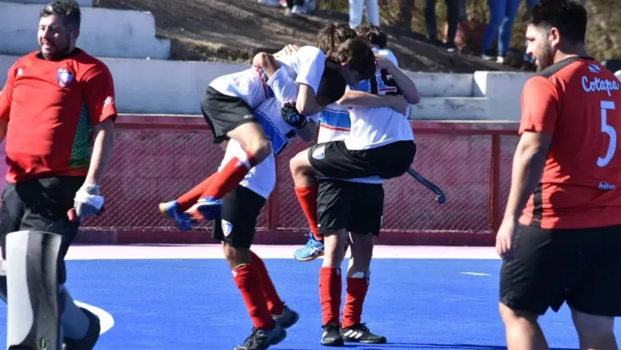 Tras el título Salta, los seleccionados entrerrianos llegaron a Paraná