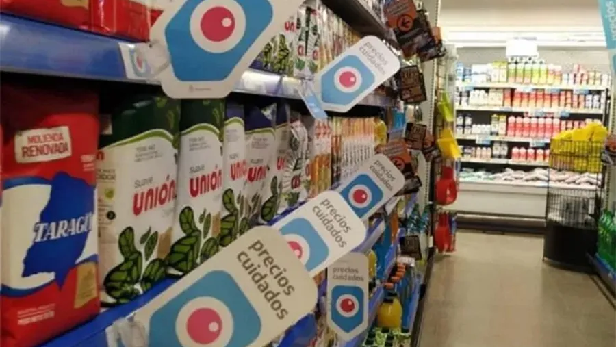La nueva etapa del programa Precios Cuidados incluye unos 1.300 productos en la canasta y aumentos promedio de 2 por ciento mensual. La nueva etapa del programa Precios Cuidados incluye unos 1.300 productos en la canasta y aumentos promedio de 2 por ciento mensual.