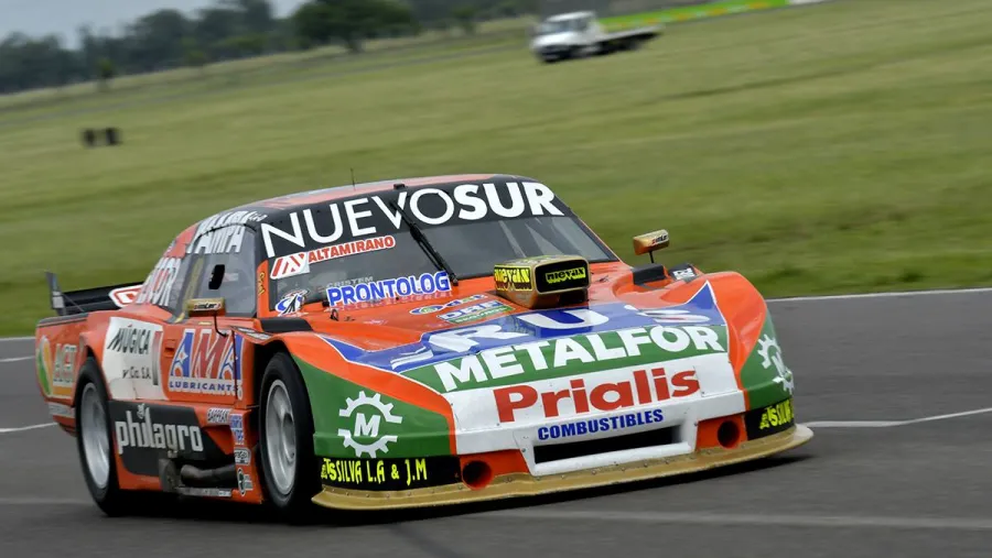 Turismo Carretera: Castellano fue el poleman en Toay, donde Werner se ubicó quinto