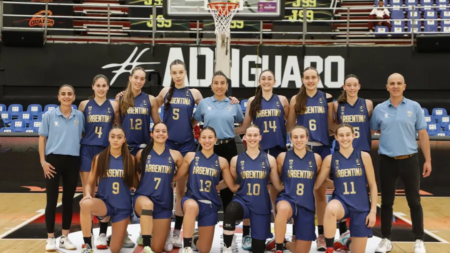 Básquet: las entrerrianas Cherot y Losada festejaron en el inicio del Sudamericano U15