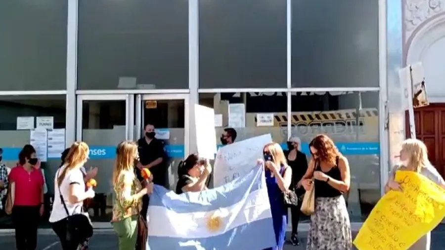 Abogados se manifestaron para que Anses amplíe la cantidad de turnos