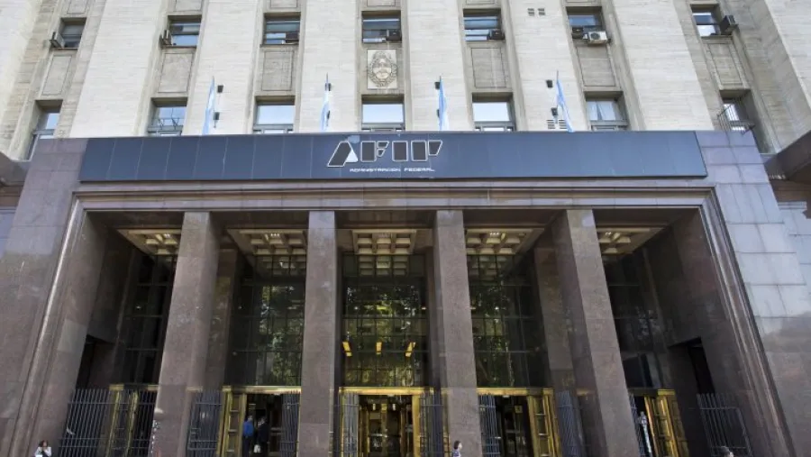 AFIP suspenderá embargos a pymes y empresas de sectores críticos AFIP suspenderá embargos a pymes y empresas de sectores críticos