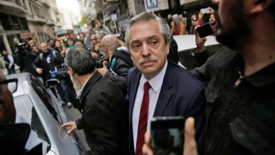 Alberto Fernández sobre el paro en Aerolíneas: “Complica la vida de mucha gente”