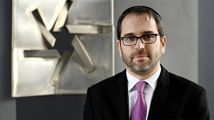 Amos Linetzky, presidente de AMIA.