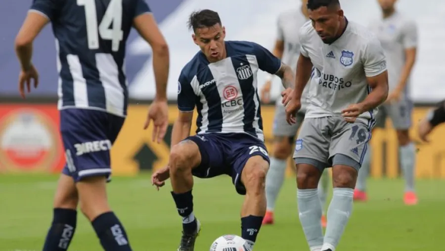 Copa Sudamericana: Talleres de Córdoba no pudo sostener la ventaja y tropezó en su debut