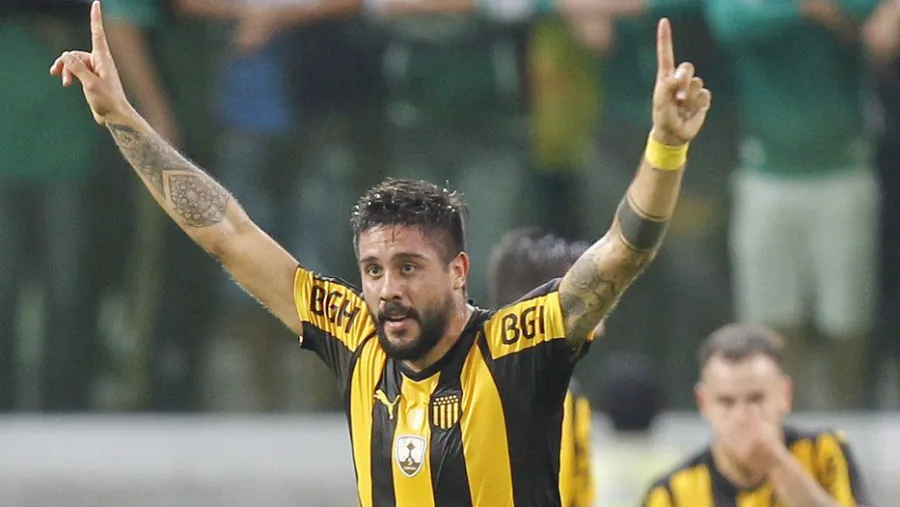 San Lorenzo contrató a un uruguayo para cubrir la salida del concordiense Senesi San Lorenzo contrató a un uruguayo para cubrir la salida del concordiense Senesi
