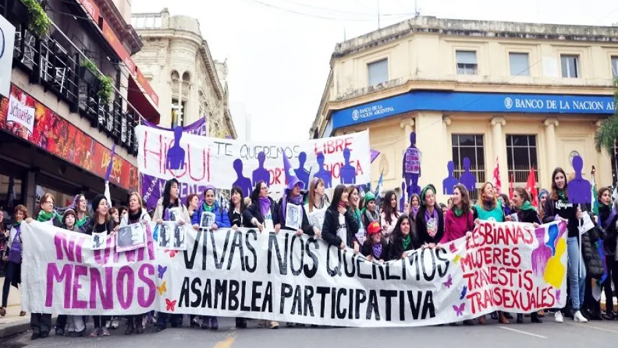 marcha Ni una menos en Paraná (archivo) marcha Ni una menos en Paraná (archivo)
