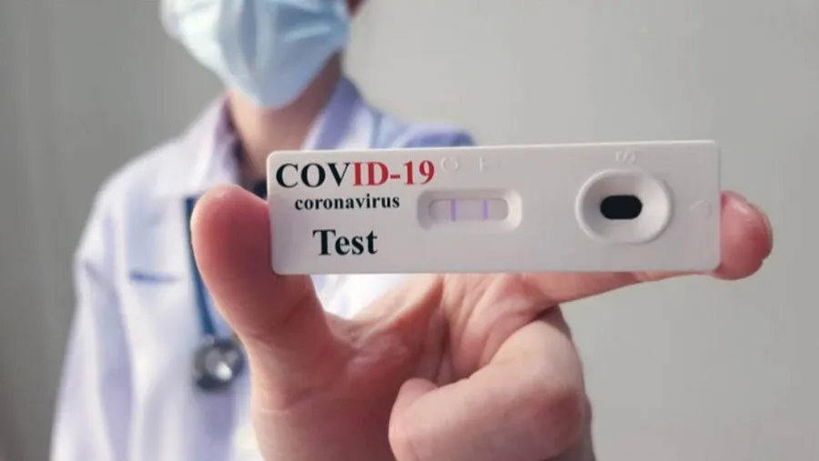 Llegan los autotest de coronavirus a las farmacias para su venta al público Llegan los autotest de coronavirus a las farmacias para su venta al público