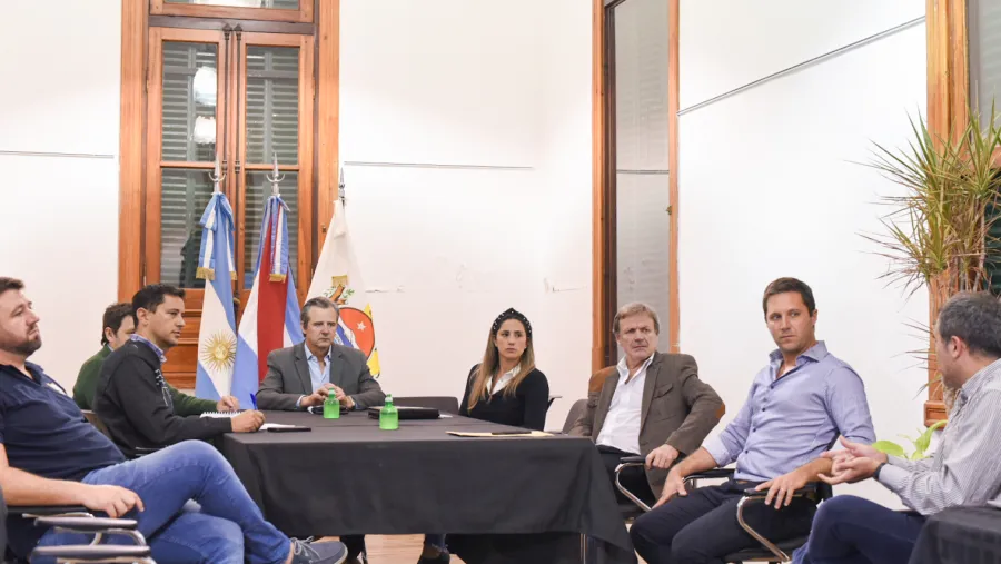 Bahl analizó alternativas financieras para el sector hotelero y gastronómico de Paraná