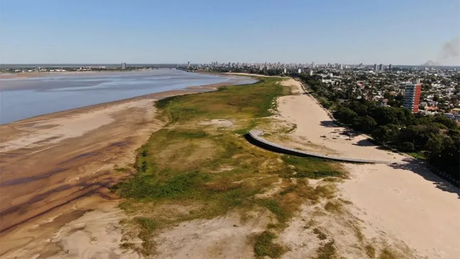 La Laguna Setúbal en la ciudad de Santa Fe es un claro testigo de la bajante que padece el río Paraná. Desde el martes 10 de noviembre, la altura del río se “clavó” en 60 centímetros.