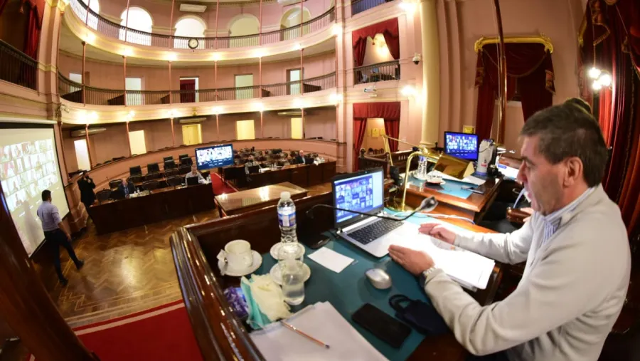 Ballay dio detalles en Diputados sobre la licitación del agente financiero Ballay dio detalles en Diputados sobre la licitación del agente financiero