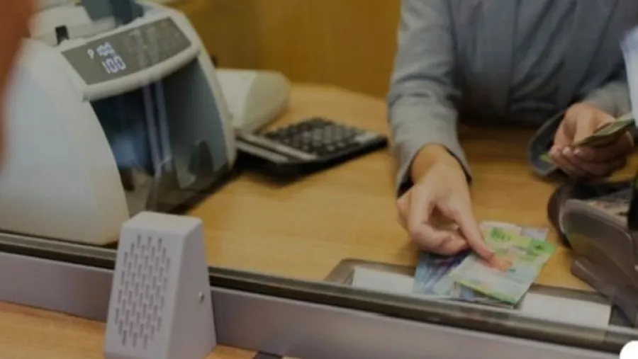 Bancarios acordaron sumas fijas de hasta $30.000 a cuenta del acuerdo definitivo Bancarios acordaron sumas fijas de hasta $30.000 a cuenta del acuerdo definitivo
