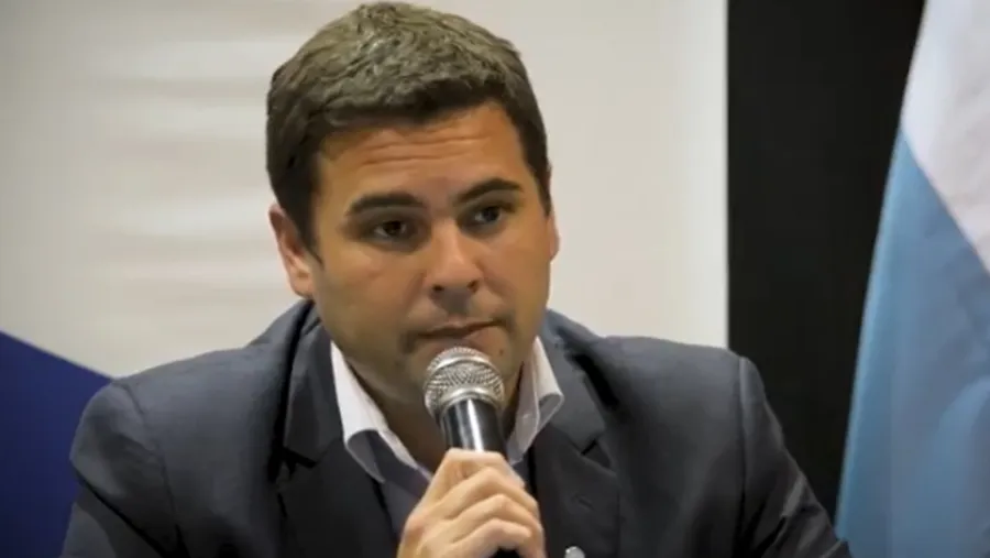 intendente de San José, Gustavo Bastian