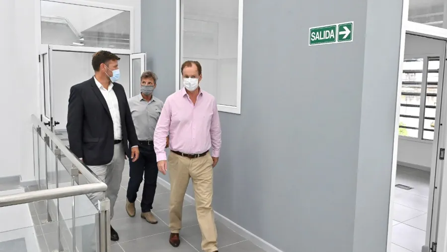 Bordet dijo que el nuevo edificio del Becario “garantiza mejor servicio a los estudiantes”