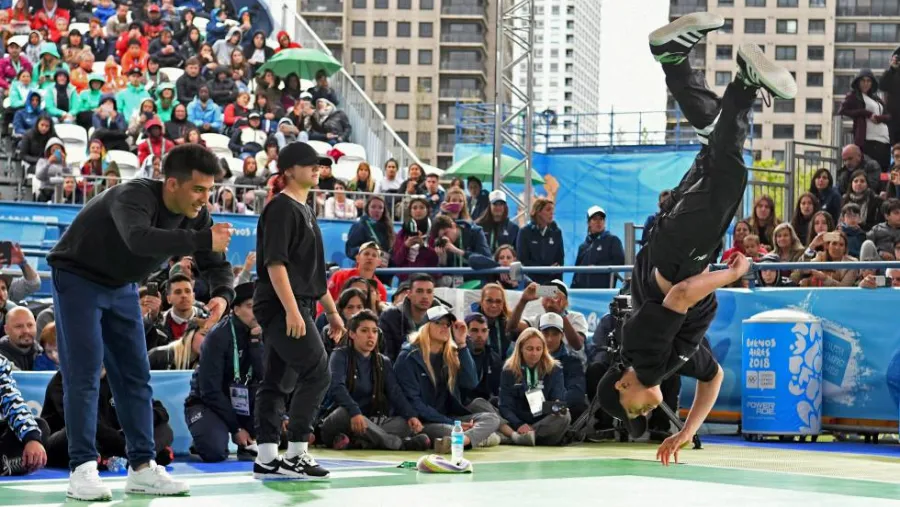 Breakdance París 2024 tendrá breakdance, menos atletas y la misma cantidad de mujeres y varones