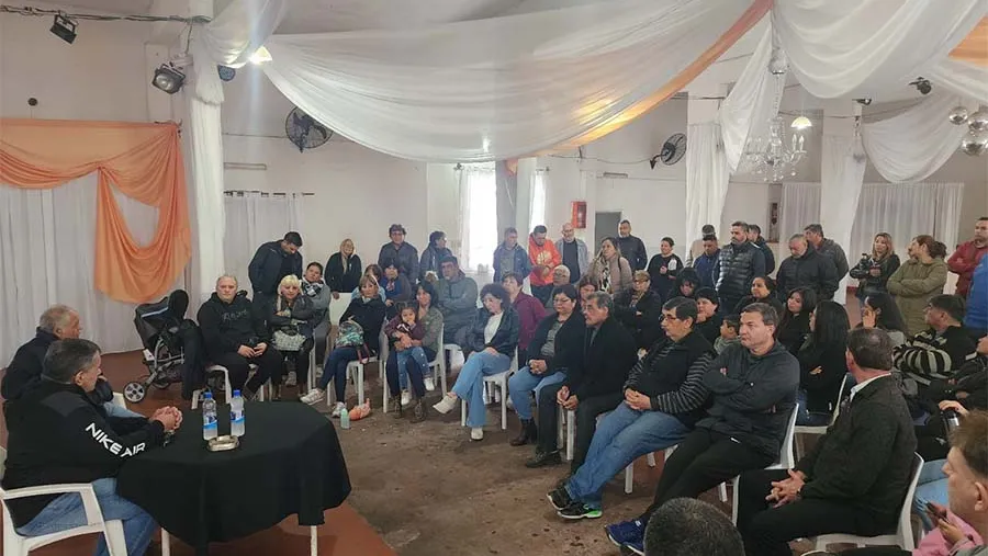 La corriente Renacer Peronista, que lidera el ex vicegobernador José Cáceres. dio un respaldo a la candidatura de Rosario Romero para la intendencia de la Municipalidad de Paraná.