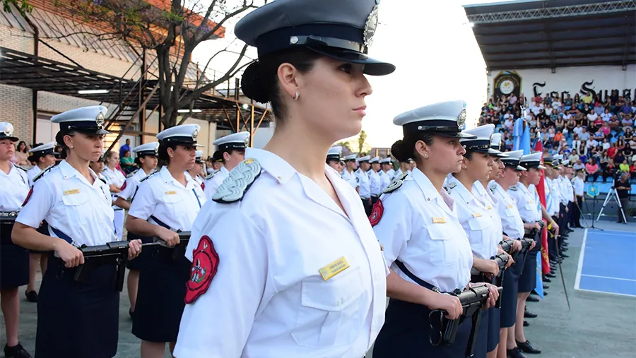 La ceremonia del cierre del ciclo lectivo se desarrolló en la Escuela Superior de Oficiales “Dr. Salvador Maciá” de Paraná.