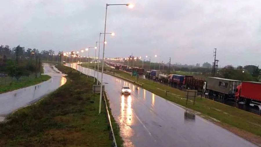 Sin respuestas a sus pedidos, transportistas podrían volver a protestar en la ruta