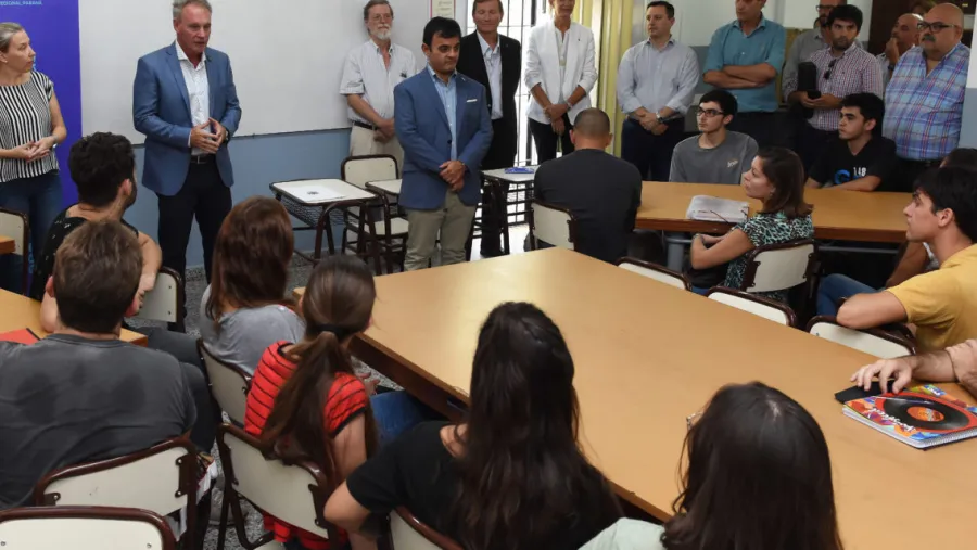 Crespo inicio nueva carrera UTN