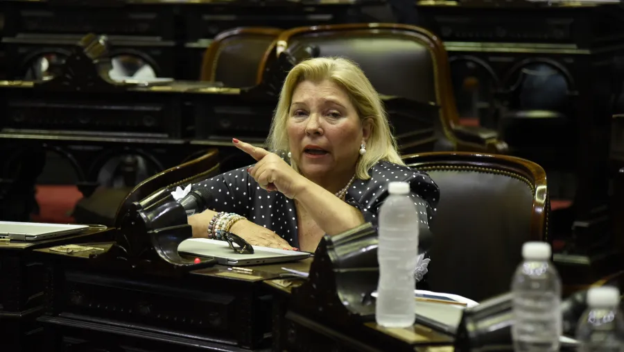 Carrió dejará su banca el domingo y la reemplazará un hombre del Pro