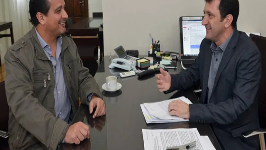 Kueider y Casaretto serán candidatos a senador y diputado en primer término Kueider y Casaretto serán candidatos a senador y diputado en primer término