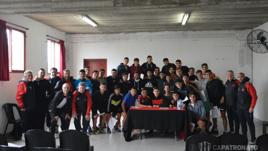 En Patronato hubo otra jornada de charlas y consejos para las inferiores