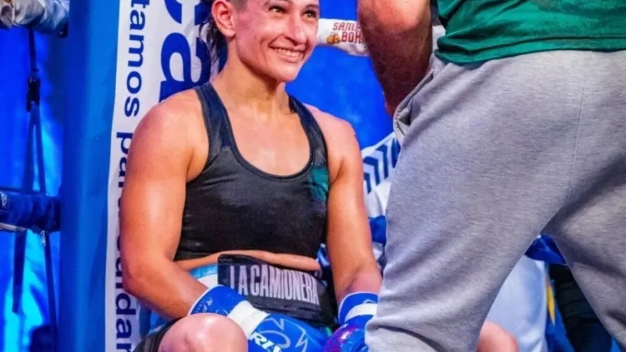 Cinthia “La Camionera” González irá por el título argentino mosca en La Pampa