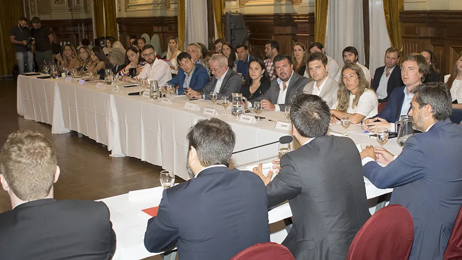 El ministro de Ambiente y Desarrollo Sustentable de la Nación, Juan Cabandié reiteró que los ejes de su gestión serán residuos, educación ambiental, cambio climático y bosques nativos.