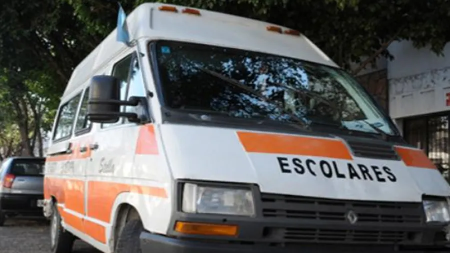 Transportistas escolares se manifestarán el próximo jueves