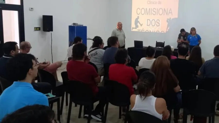 Básquet: árbitros y comisionados técnicos realizarán la Reválida en Villaguay