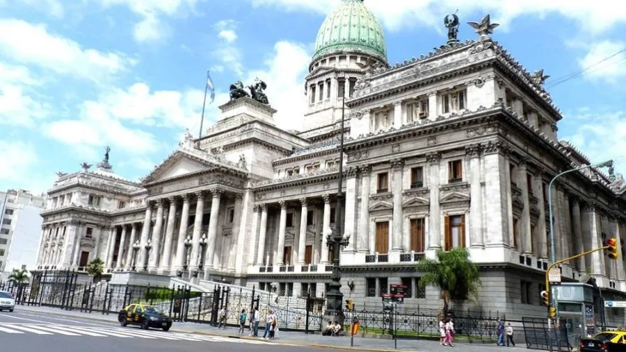 El Congreso tratará temas en comisiones y volverá a la actividad a principios de agosto. El Congreso tratará temas en comisiones y volverá a la actividad a principios de agosto.