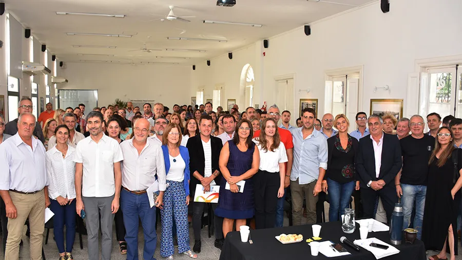 La responsable del área Cultural de la provincia, Francisca D´Agostino, indicó que la idea de crear un Consejo Provincial de Cultura está vinculada a la construcción de políticas públicas en base a las necesidades de cada Municipio.