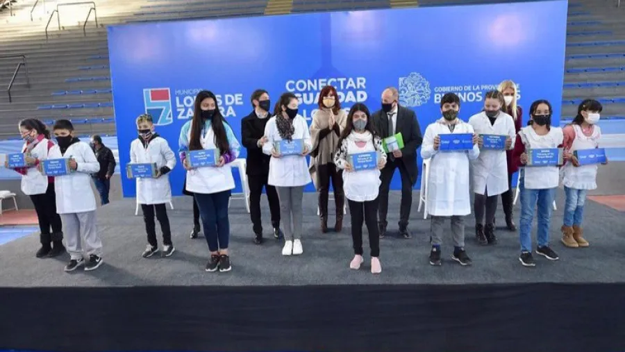 Cristina Kirchner apuntó a “los que contrajeron la deuda” y pidió un acuerdo Cristina Kirchner apuntó a “los que contrajeron la deuda” y pidió un acuerdo