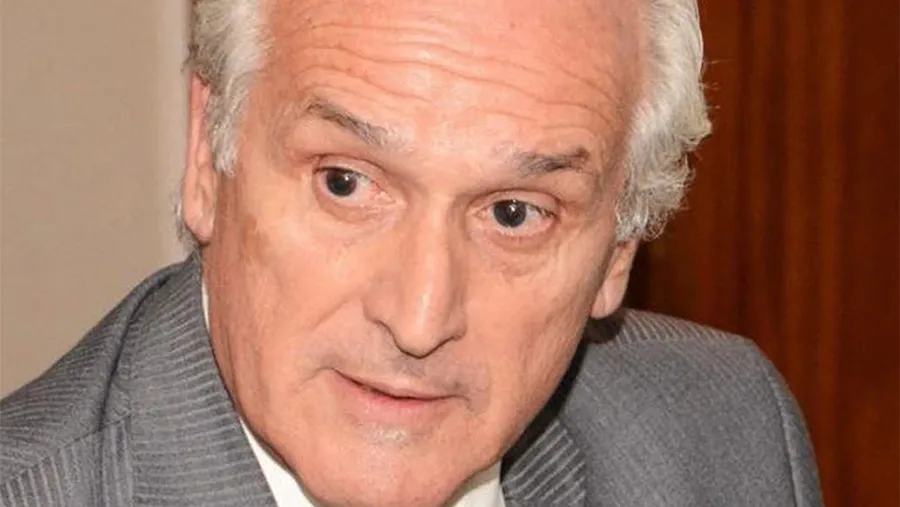 Carlos Cruz fue designación al frente de la Unidad de Información Financiera (UIF).