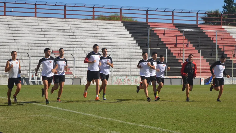 Patronato confirmó los jugadores que el lunes deberán presentarse en el Grella Patronato confirmó los jugadores que el lunes deberán presentarse en el Grella