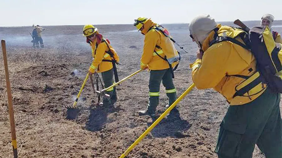 Entre Ríos continúa con las tareas de control y combate del fuego en islas del Delta. Entre Ríos continúa con las tareas de control y combate del fuego en islas del Delta.