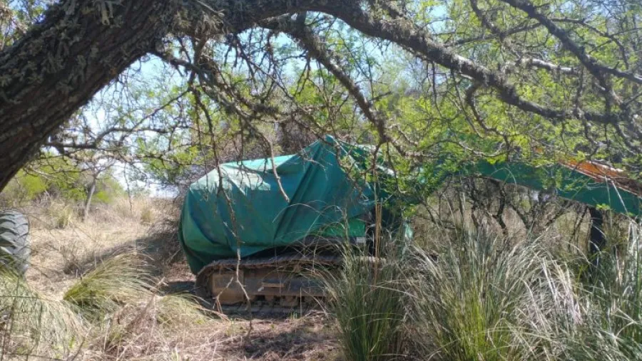 maquinaria escondida Delta