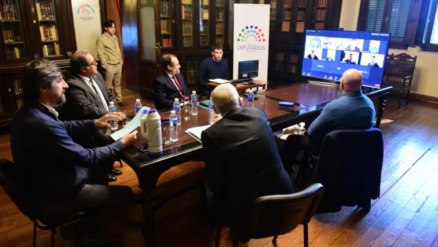 El proyecto sobre Tasa de Justicia fue analizado por diputados con el Poder Judicial