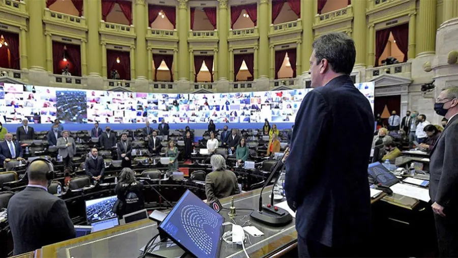 El Gobierno prorrogó las sesiones ordinarias hasta el 31 de diciembre. El Gobierno prorrogó las sesiones ordinarias hasta el 31 de diciembre.