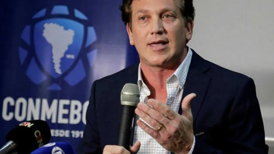 El presidente de Conmebol puso en duda la variante de los cinco cambios impuesta por FIFA