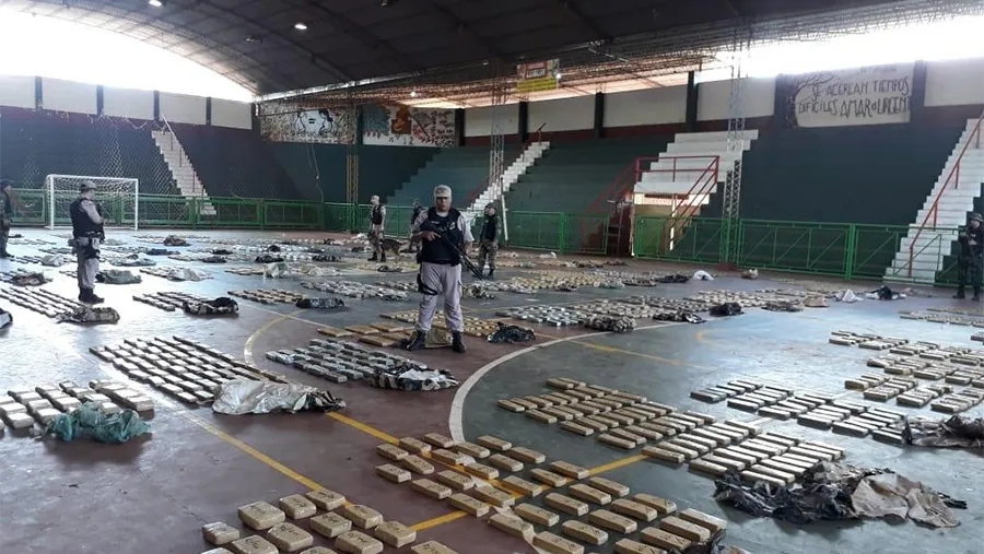 El hallazgo de los 1.875 kilos de marihuana es investigado bajo las órdenes del Juzgado Federal de Eldorado. El hallazgo de los 1.875 kilos de marihuana es investigado bajo las órdenes del Juzgado Federal de Eldorado.