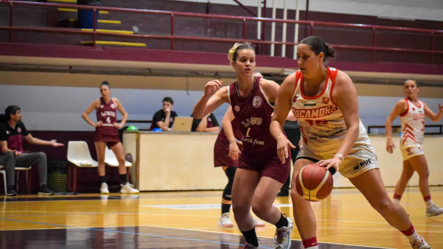 Básquet: Rocamora venció a Lanús con una descomunal tarea de Martina Schunk
